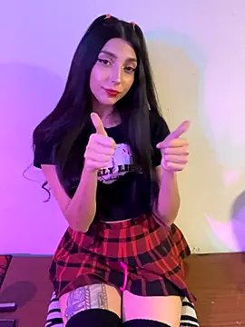 Snapshot of Felicia_smok3 chatting on October 2, 2025, 2:37 am Felicia smok3 online show from October 2, 2025, 2:37 am