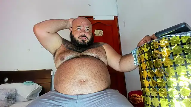Latino bigcock online show from April 4, 2026, 8:26 pm