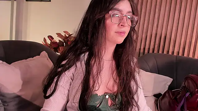 Snapshot of Eva_Macalliter chatting on May 29, 2026, 3:12 am Eva Macalliter online show from May 29, 2026, 3:12 am