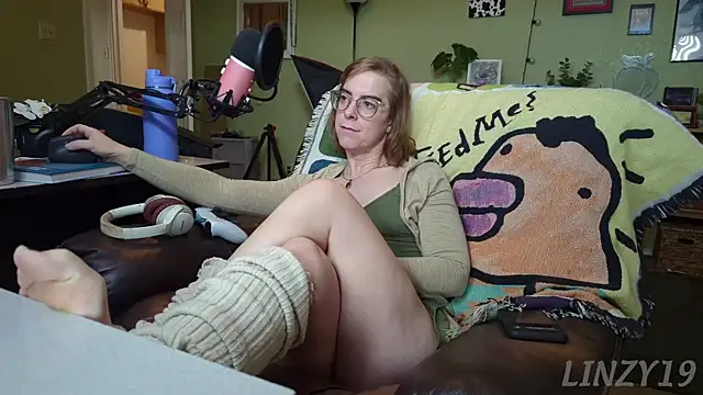 Linzy 19 online show from March 6, 2025, 6:05 pm