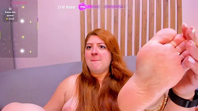 tinaclark  online show from November 24, 2025, 7:47 pm