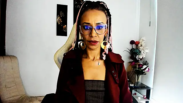 ScarlettMalbec online show from February 25, 2025, 8:42 pm