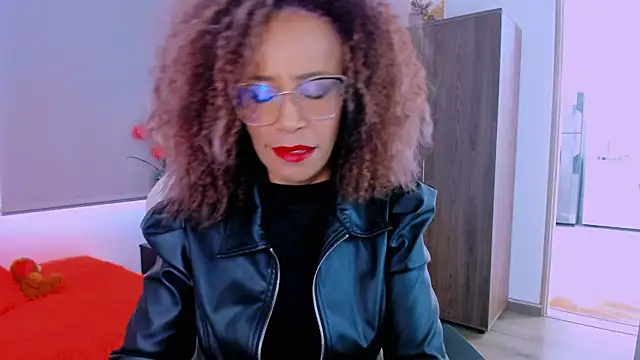Snapshot of ScarlettMalbec chatting on June 10, 2026, 8:54 pm ScarlettMalbec online show from June 10, 2026, 8:54 pm