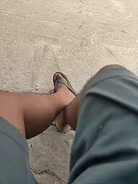 Snapshot of COUPLLE_VILLAGE chatting on May 15, 2026, 1:47 am COUPLLE VILLAGE online show from May 15, 2026, 1:47 am