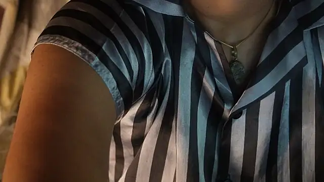 -AyeshaSinghania- online show from October 29, 2025, 5:34 pm