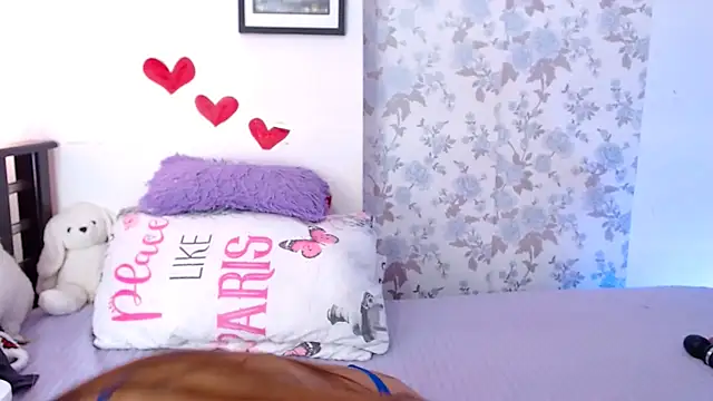 Snapshot of vanessa_cute1 chatting on November 8, 2025, 6:00 pm vanessa cute1 online show from November 8, 2025, 6:00 pm