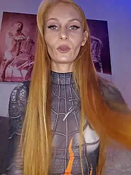 Snapshot of LessiaMia chatting on November 18, 2025, 3:37 pm LessiaMia online show from November 18, 2025, 3:37 pm