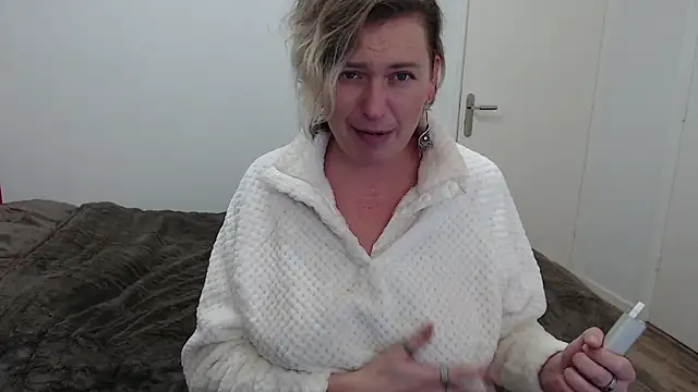 cumfun online show from January 12, 2026, 10:14 pm