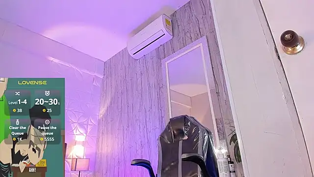 Snapshot of JUANDIAMONDS98 chatting on January 11, 2026, 2:24 pm JUANDIAMONDS98 online show from January 11, 2026, 2:24 pm