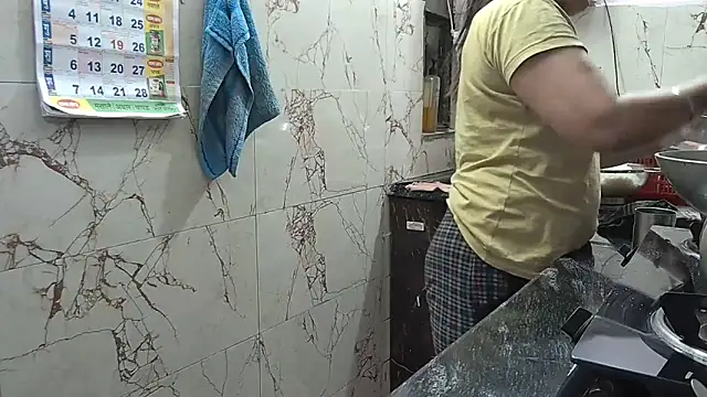 Snapshot of bhabhisexxy_880 chatting on February 6, 2026, 2:40 am bhabhisexxy 880 online show from February 6, 2026, 2:40 am