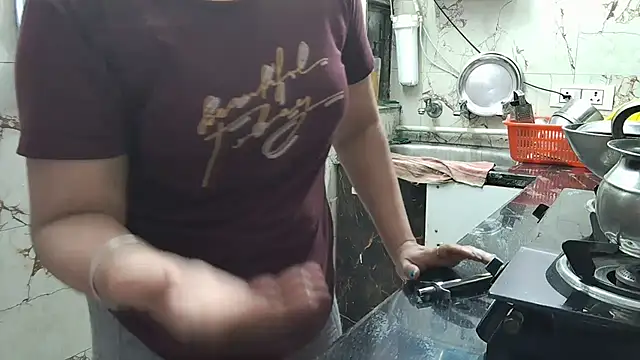 Snapshot of bhabhisexxy_880 chatting on January 19, 2026, 2:37 am bhabhisexxy 880 online show from January 19, 2026, 2:37 am