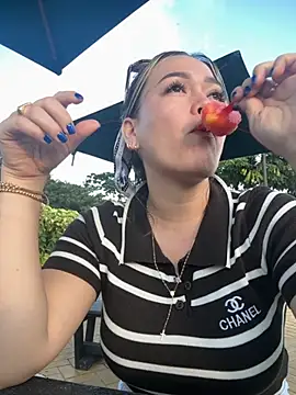 Snapshot of Danielavegax chatting on November 26, 2025, 9:59 pm Danielavegax online show from November 26, 2025, 9:59 pm