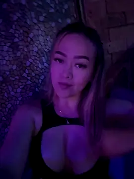 Snapshot of Danielavegax chatting on November 7, 2025, 2:16 am Danielavegax online show from November 7, 2025, 2:16 am