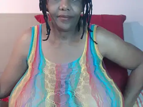 Snapshot of bustykelly chatting on February 5, 2025, 9:15 am bustykelly online show from February 5, 2025, 9:15 am
