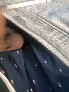 Lun4chuut online show from March 1, 2025, 2:02 pm