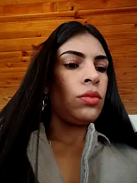 Snapshot of Astrid-- chatting on February 11, 2026, 2:39 pm Astrid-- online show from February 11, 2026, 2:39 pm