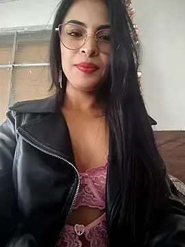 Snapshot of Astrid-- chatting on January 13, 2026, 7:40 pm Astrid-- online show from January 13, 2026, 7:40 pm