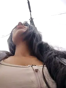 Snapshot of Astrid-- chatting on February 24, 2026, 3:13 pm Astrid-- online show from February 24, 2026, 3:13 pm