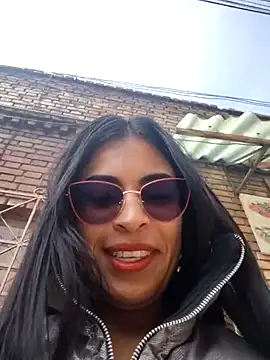 Snapshot of Astrid-- chatting on February 12, 2026, 3:12 pm Astrid-- online show from February 12, 2026, 3:12 pm