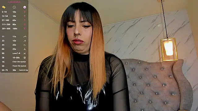 Snapshot of Alice_Laurentt chatting on September 14, 2025, 3:07 am Alice Laurentt online show from September 14, 2025, 3:07 am