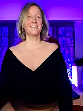 Snapshot of MarleneBloem chatting on February 4, 2025, 5:01 pm MarleneBloem online show from February 4, 2025, 5:01 pm