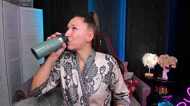 SarahCoksss online show from November 22, 2025, 12:54 am