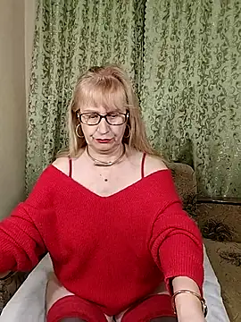 Snapshot of koroleva70 chatting on January 9, 2026, 4:25 pm koroleva70 online show from January 9, 2026, 4:25 pm