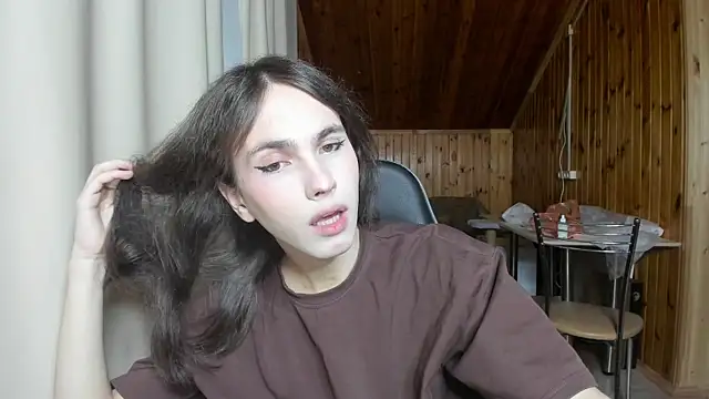 Snapshot of fcherthth chatting on December 19, 2024, 7:29 pm fcherthth online show from December 19, 2024, 7:29 pm