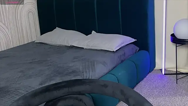 viviann evans online show from February 27, 2025, 12:46 am