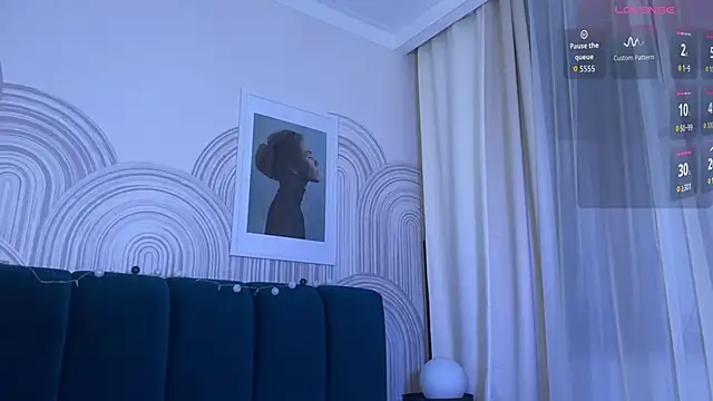 Snapshot of viviann_evans chatting on December 23, 2025, 1:05 am viviann evans online show from December 23, 2025, 1:05 am