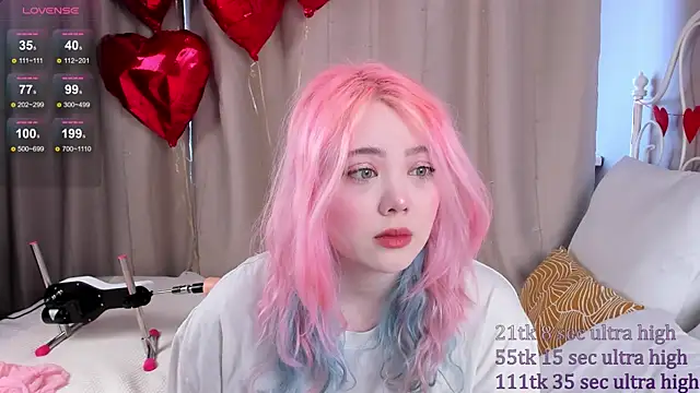   KawaiiYuki   online show from February 14, 2025, 8:52 am