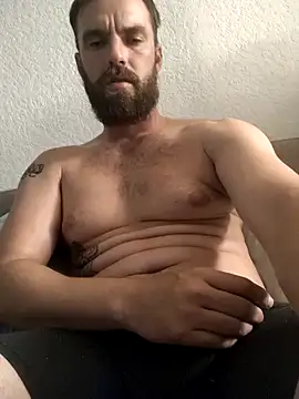 Zaddyfrank69 online show from April 23, 2026, 5:36 pm