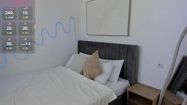 SimonaGerry online show from April 15, 2026, 4:18 am