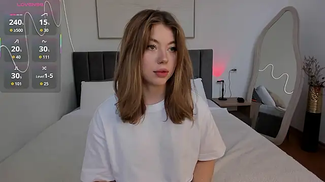 SimonaGerry online show from March 26, 2026, 6:44 am