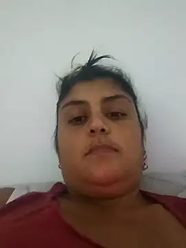 Snapshot of AlyDenalioficial chatting on February 1, 2025, 8:26 pm AlyDenalioficial online show from February 1, 2025, 8:26 pm
