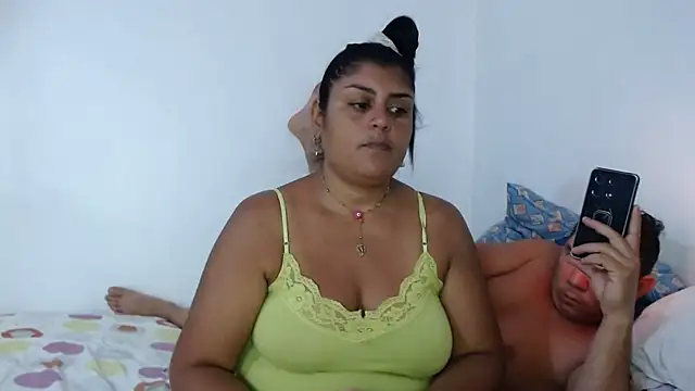 Snapshot of AlyDenalioficial chatting on March 11, 2025, 4:07 pm AlyDenalioficial online show from March 11, 2025, 4:07 pm