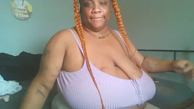 Snapshot of NaughtyHottieBBW chatting on July 16, 2026, 6:27 pm NaughtyHottieBBW online show from July 16, 2026, 6:27 pm