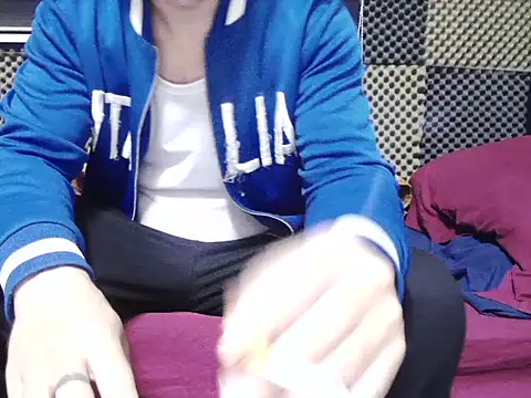 Snapshot of Arabeyes chatting on November 26, 2025, 4:01 am Arabeyes online show from November 26, 2025, 4:01 am