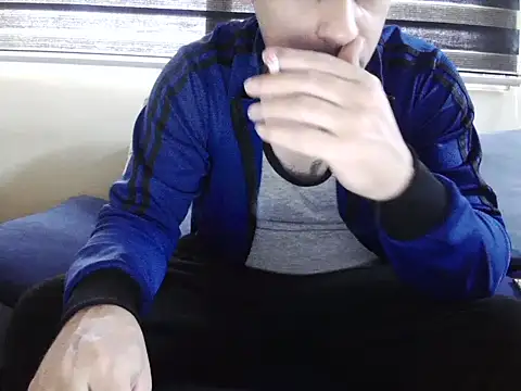 Snapshot of Arabeyes chatting on October 21, 2025, 8:25 am Arabeyes online show from October 21, 2025, 8:25 am