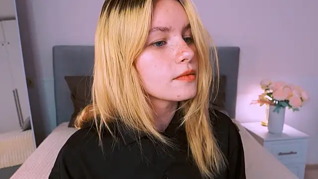 FapClubFamm online show from October 10, 2025, 6:09 pm