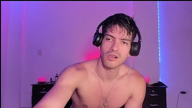 magnusifrit online show from February 7, 2025, 9:04 pm