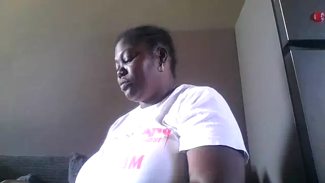 XgeileKutje online show from May 17, 2026, 1:00 pm