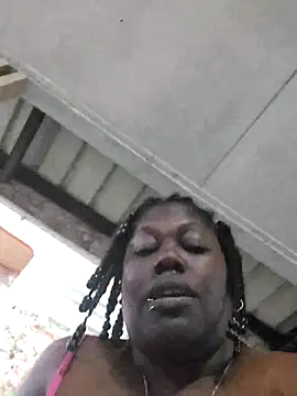 Snapshot of XgeileKutje chatting on February 10, 2025, 9:58 pm XgeileKutje online show from February 10, 2025, 9:58 pm