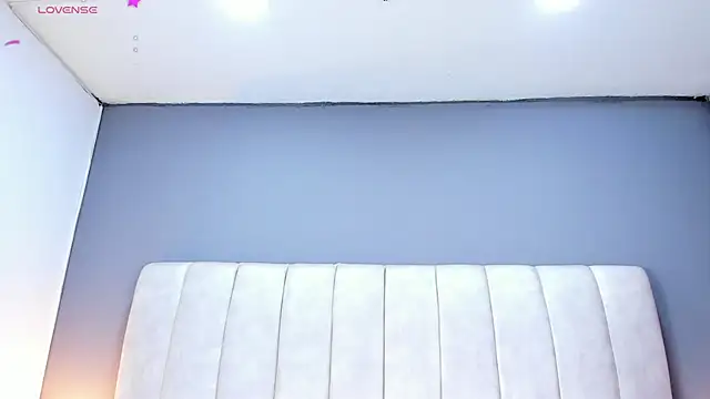 Snapshot of Ashleyy23x chatting on December 2, 2025, 7:37 pm Ashleyy23x online show from December 2, 2025, 7:37 pm