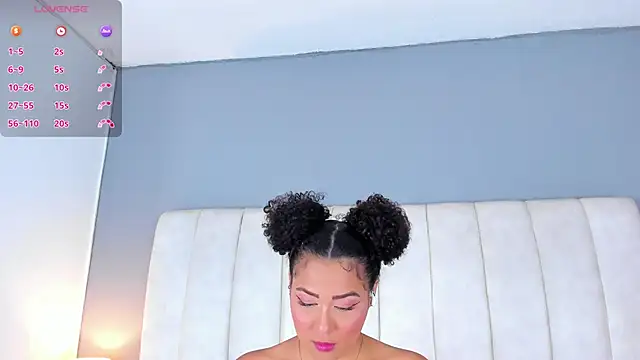 Snapshot of Ashleyy23x chatting on November 22, 2025, 7:13 pm Ashleyy23x online show from November 22, 2025, 7:13 pm