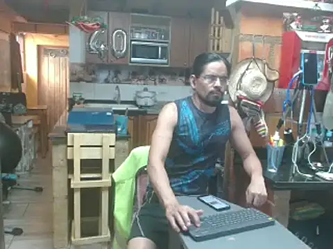 Snapshot of Dr_Pocholate84 chatting on February 26, 2025, 9:09 pm Dr Pocholate84 online show from February 26, 2025, 9:09 pm