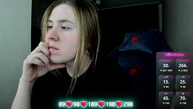 Snapshot of Olivia_Munk chatting on January 17, 2026, 4:16 am Olivia Munk online show from January 17, 2026, 4:16 am