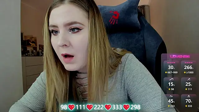 Snapshot of Olivia_Munk chatting on February 15, 2026, 7:51 am Olivia Munk online show from February 15, 2026, 7:51 am