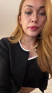 MichelleFerry  online show from November 23, 2025, 3:05 am