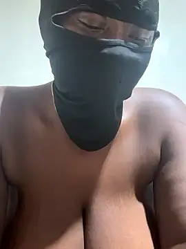 sweet1111 online show from February 8, 2026, 12:14 pm